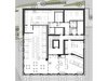 Alle Räume sind um das massive Zentrum mit Treppenhaus angeordnet, im Erdgeschoss sind dies das Restaurant und eine Gelateria.